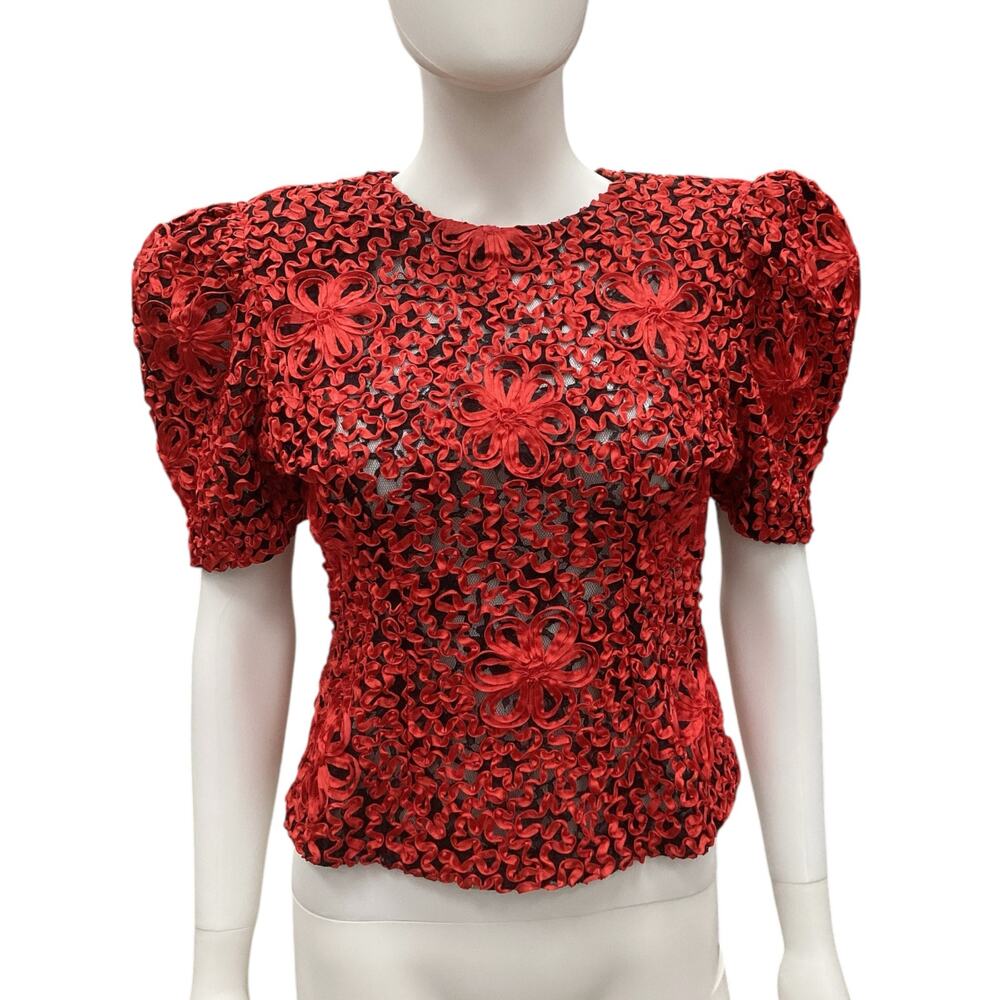 VTG Top Women’s Size S/M Made in France Mesh Ribbon Ribbing in Black & Red